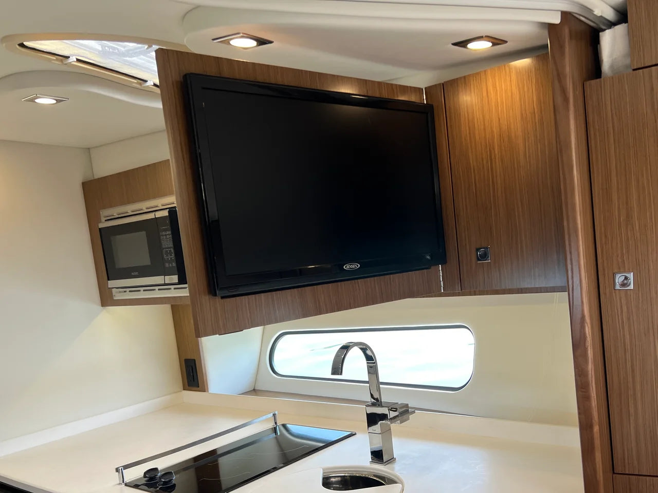 2018 Cruisers Yachts 35 EXPRESS 35.0 feet, Lewisville, TX #39