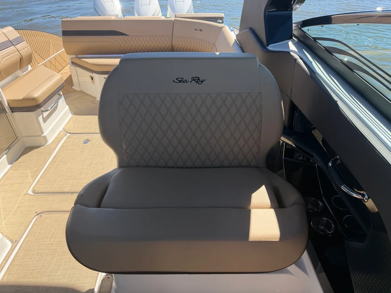 2026 Sea Ray SLX 360 OUTBOARD 36.0 feet, Lake Ozark, MO #15