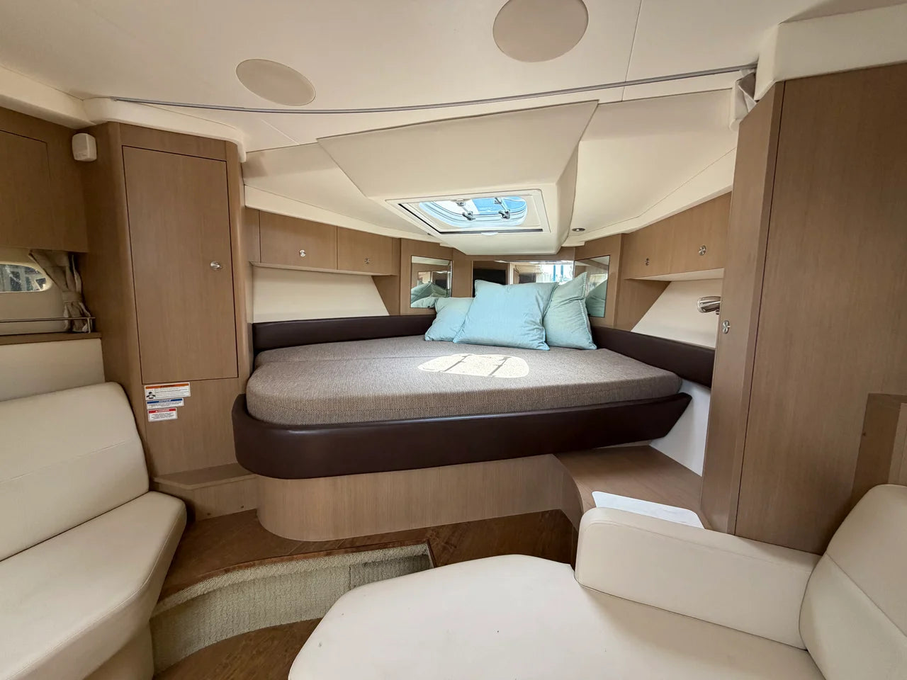 2019 Sea Ray Sundancer 350 Coupe 35.0 feet, Pensacola, Florida #22