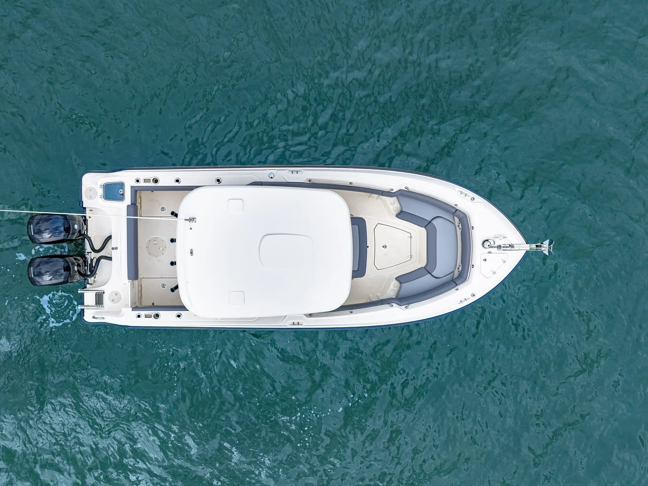 2025 Boston Whaler 230 Outrage 23.0 feet, Clearwater, Florida #12