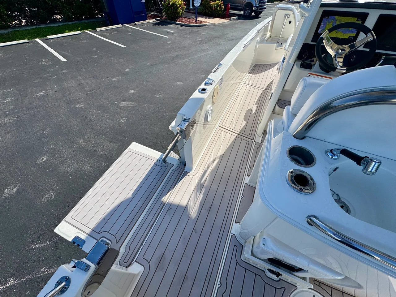 2021 Boston Whaler 270 DAUNTLESS 27.0 feet, Fort Myers, FL #14