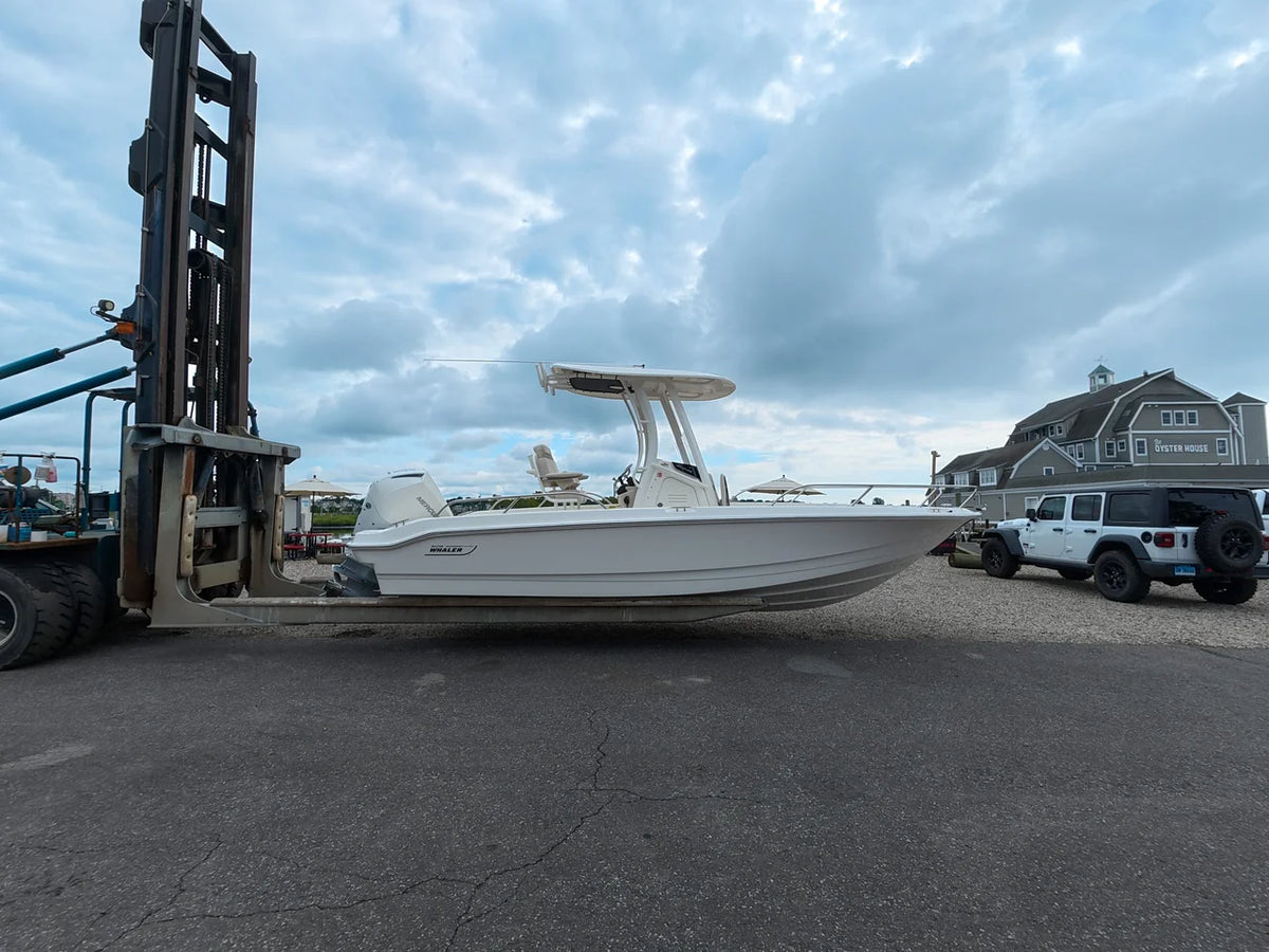 2027 Boston Whaler 220 Dauntless 22.0 feet, Norwalk, Connecticut #2