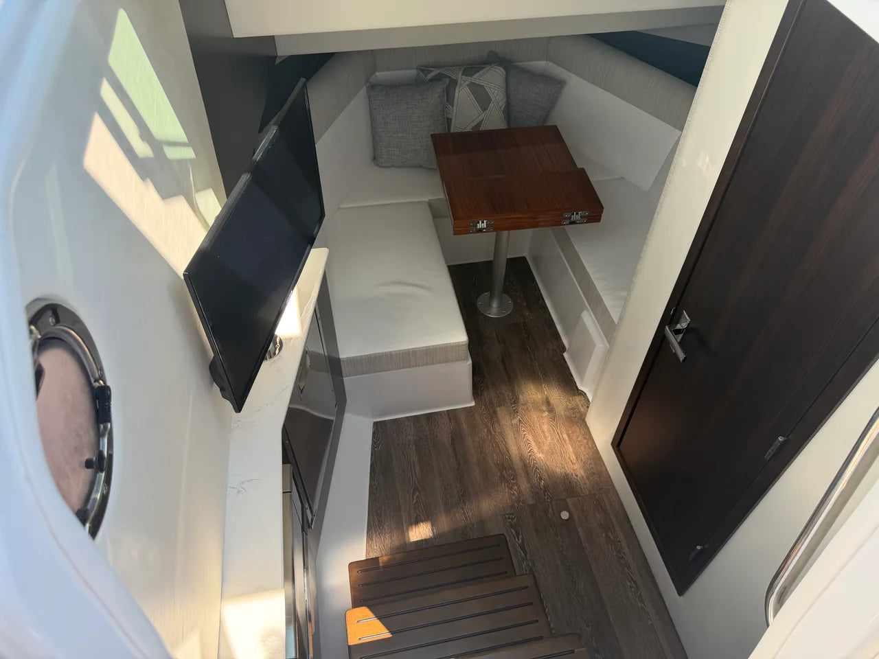 2024 Cruisers Yachts 38 GLS 38.0 feet, Excelsior, Minnesota #39