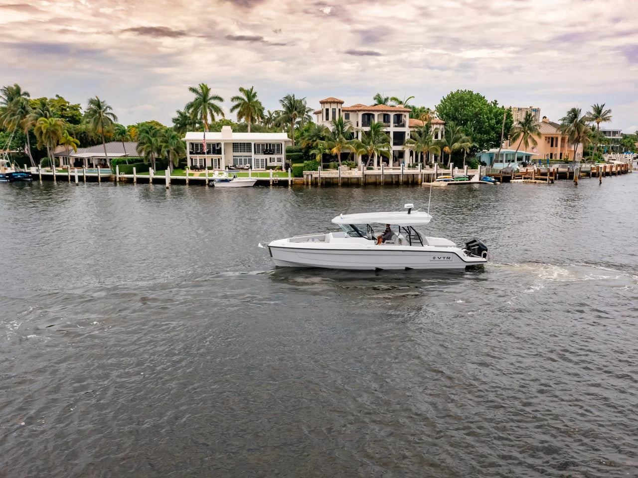 2026 Cruisers Yachts 38 VTR 38.0 feet, Pompano Beach, Florida #15