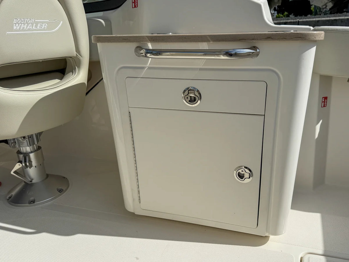 2026 Boston Whaler 240 Vantage 24.0 feet, Fort Myers, FL #8