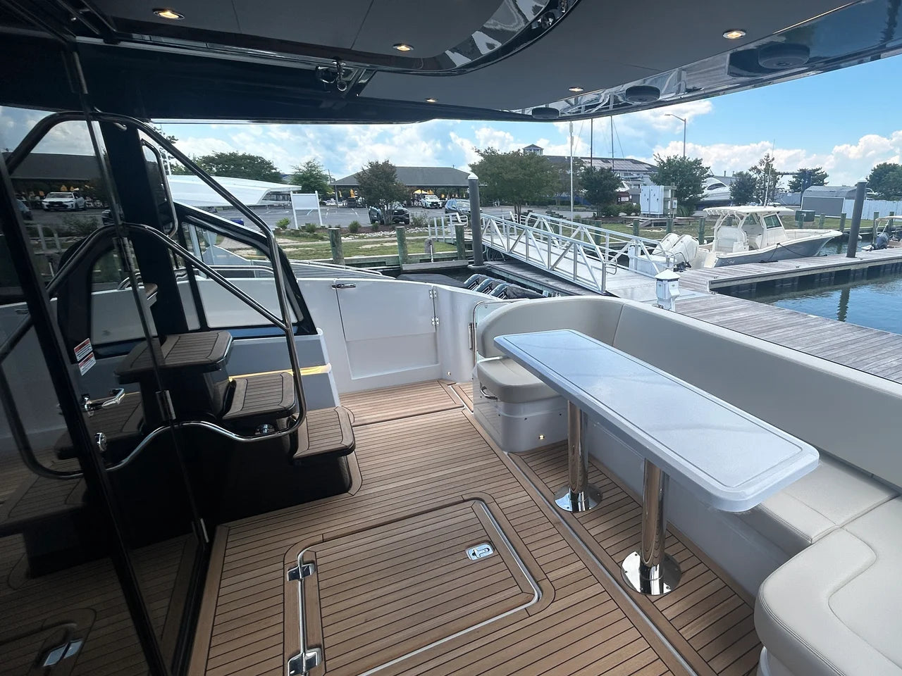 2026 Cruisers Yachts 57 FLY 57.0 feet, Grasonville, Maryland #13