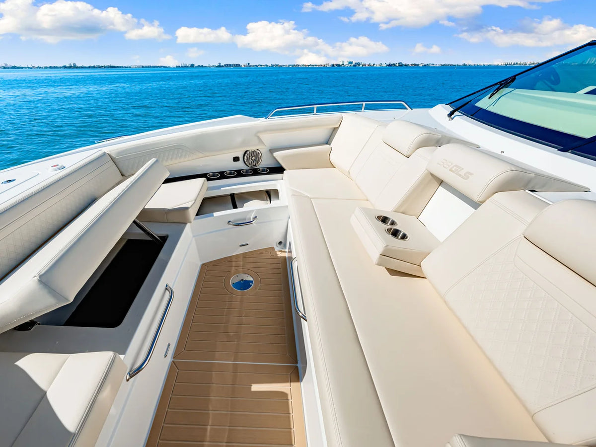 2026 Cruisers Yachts 38 GLS Outboard 38.0 feet, St Petersburg, FL #73