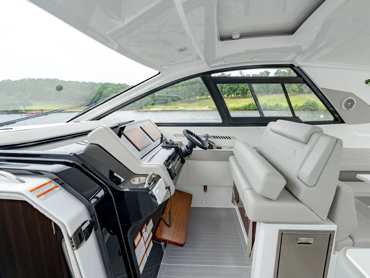 2027 Cruisers Yachts 42 GLS Outboard 42.0 feet, Lake Ozark, MO #29