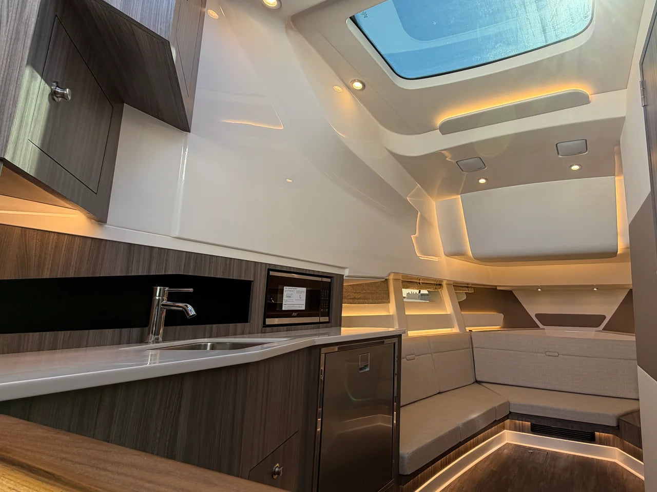 2026 Sea Ray Sundancer 370 Outboard 37.0 feet, Grasonville, MD #48