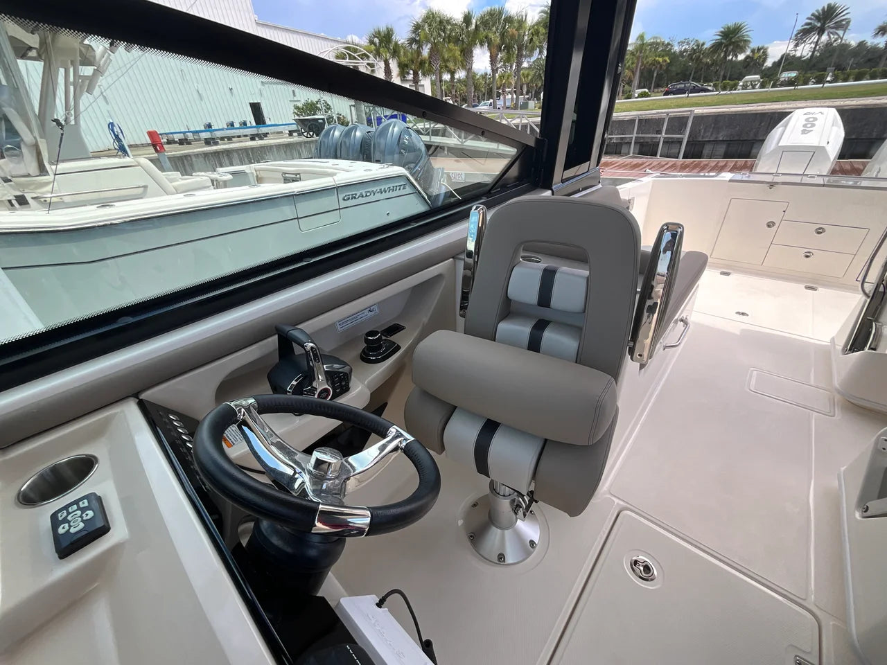 2026 Boston Whaler 330 Vantage 33.0 feet, Jacksonville Beach, Florida #25