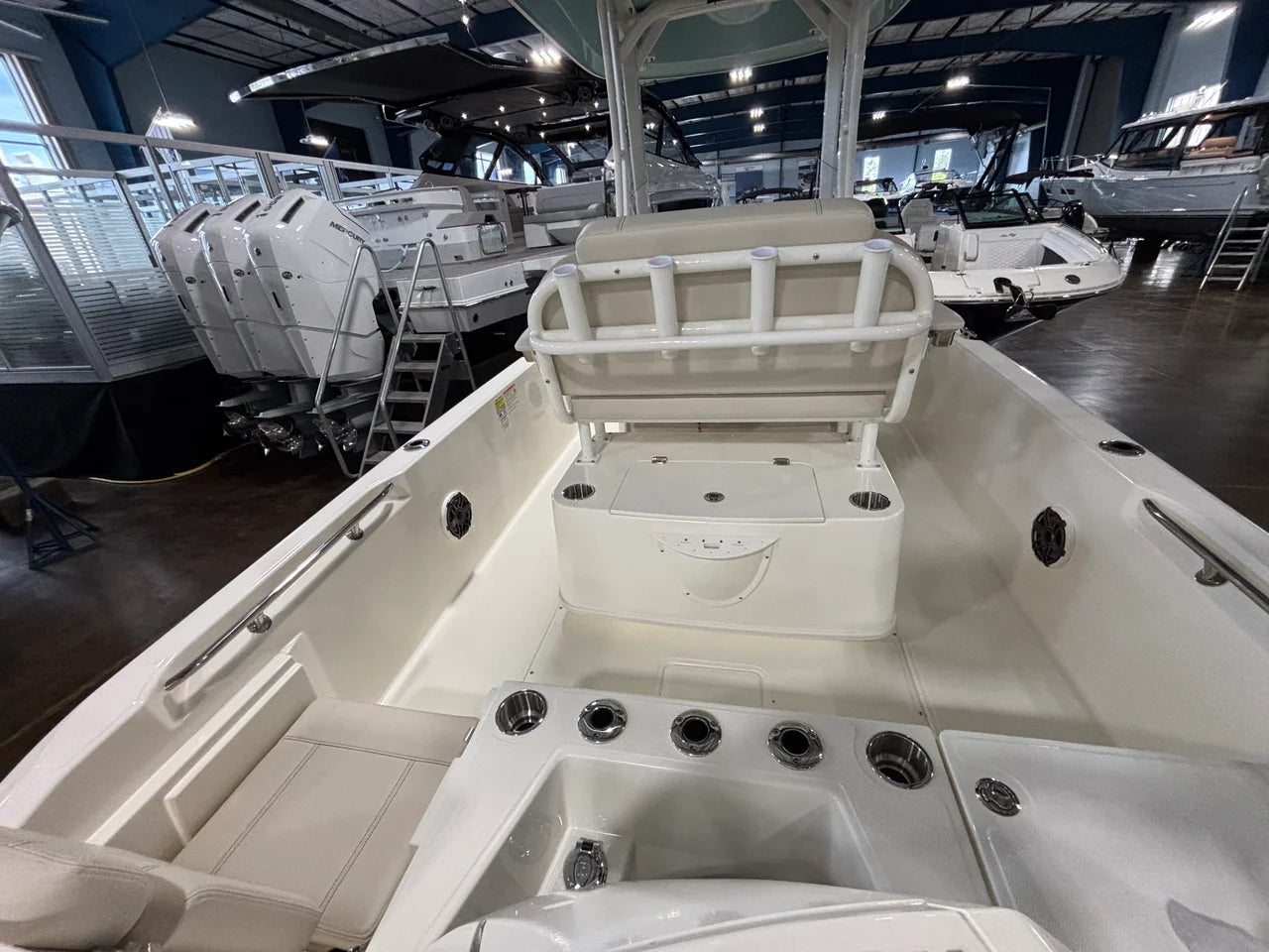 2026 Boston Whaler 220 Dauntless 22.0 feet, Clearwater, Florida #10