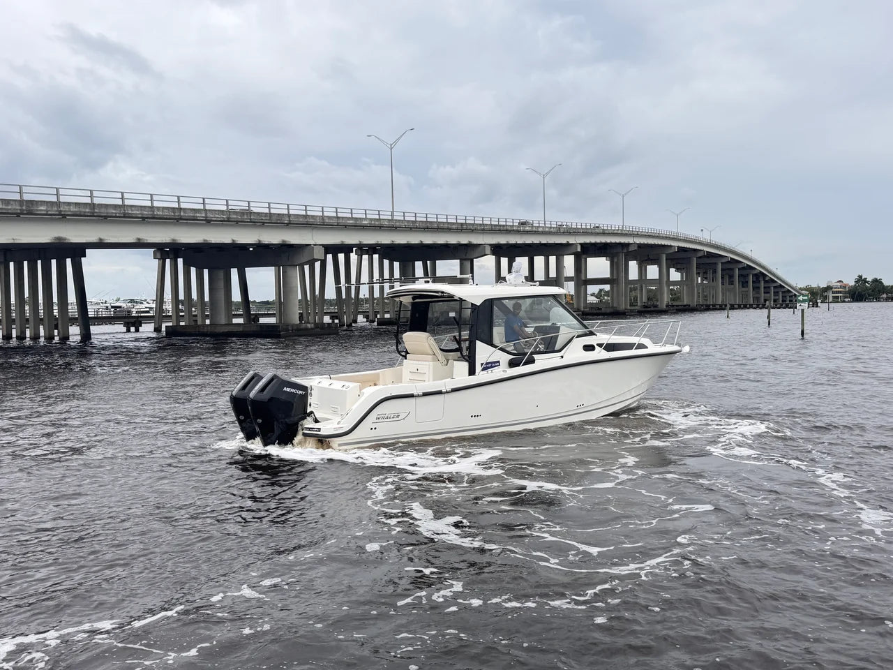 2026 Boston Whaler 325 Conquest 32.0 feet, Stuart, Florida #1