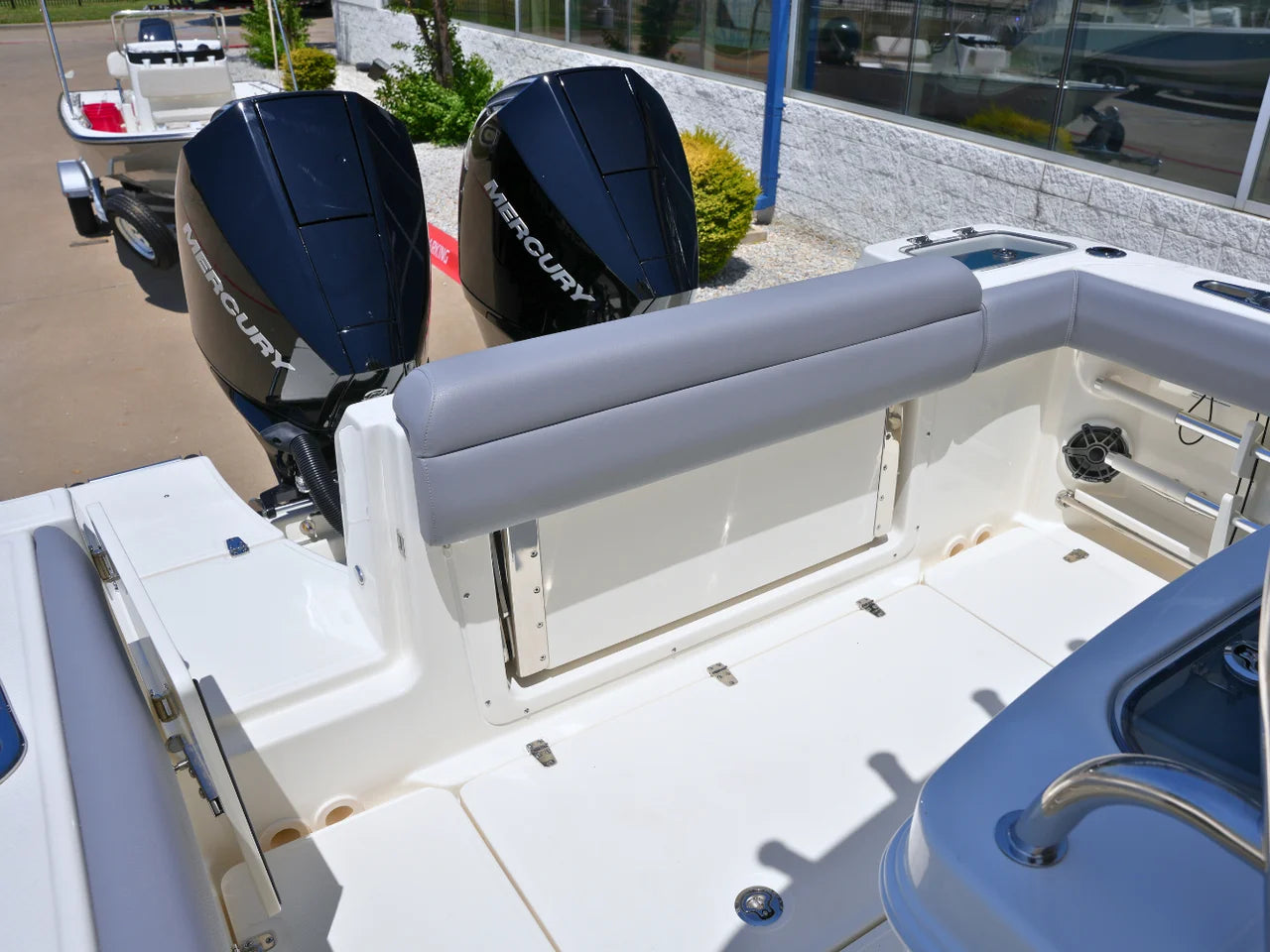 2027 Boston Whaler 250 Outrage 25.0 feet, Lewisville, TX #10