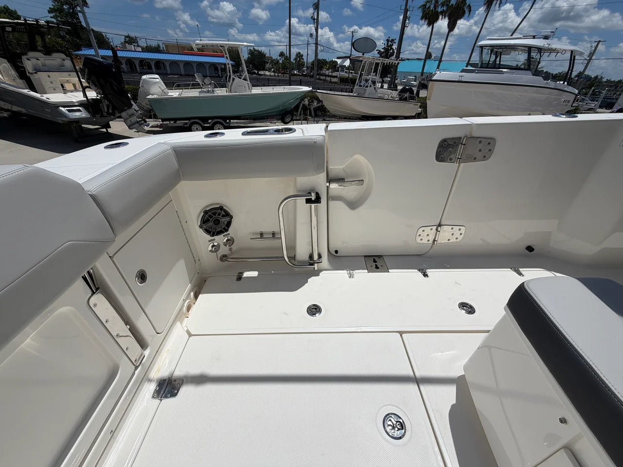 2026 Boston Whaler 330 Outrage 33.0 feet, Stuart, Florida #22