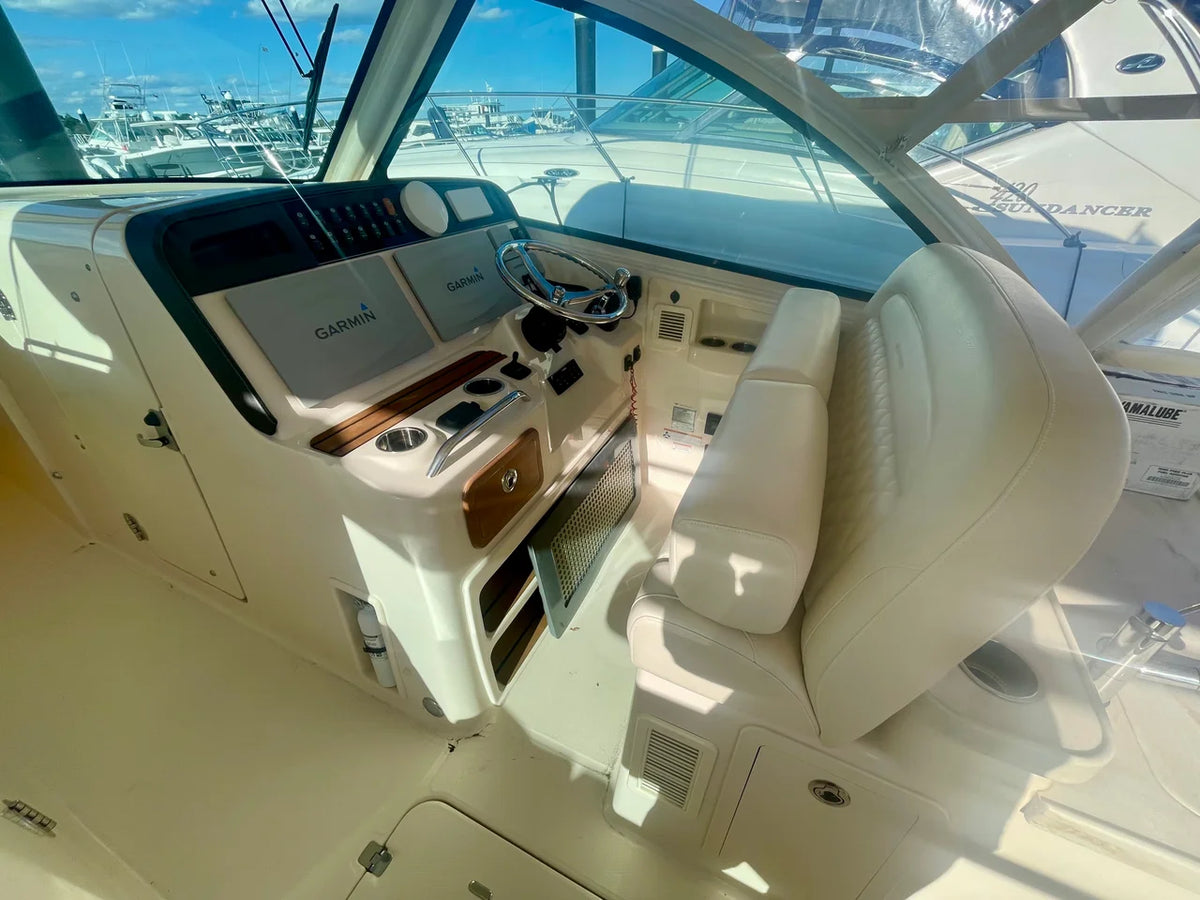 2017 Grady-White 375 FREEDOM 37.0 feet, Quincy, MA #17
