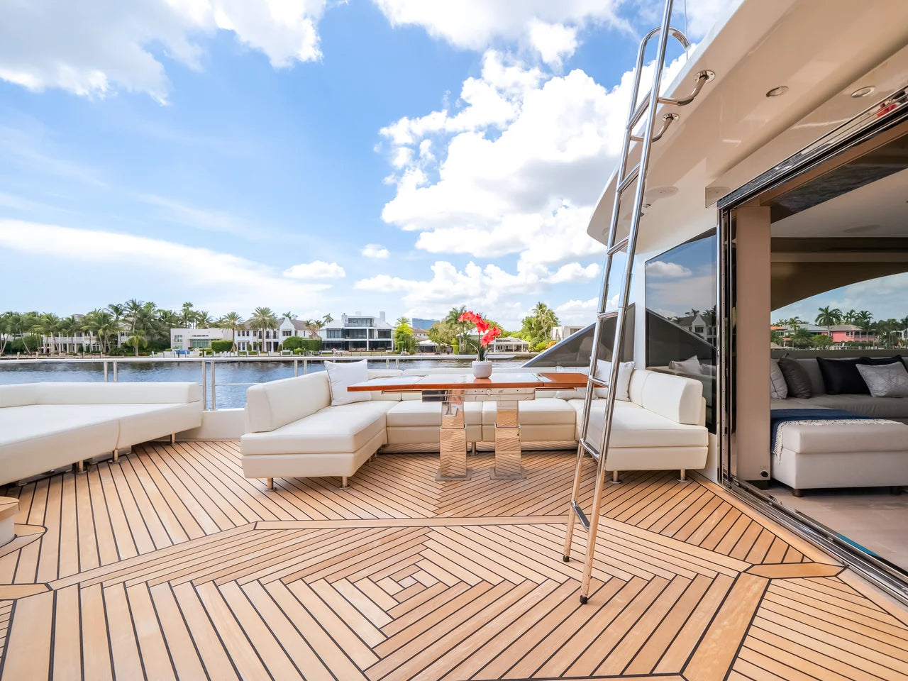 2025 Ocean Alexander 27R 88.0 feet, Fort Lauderdale, FL #94