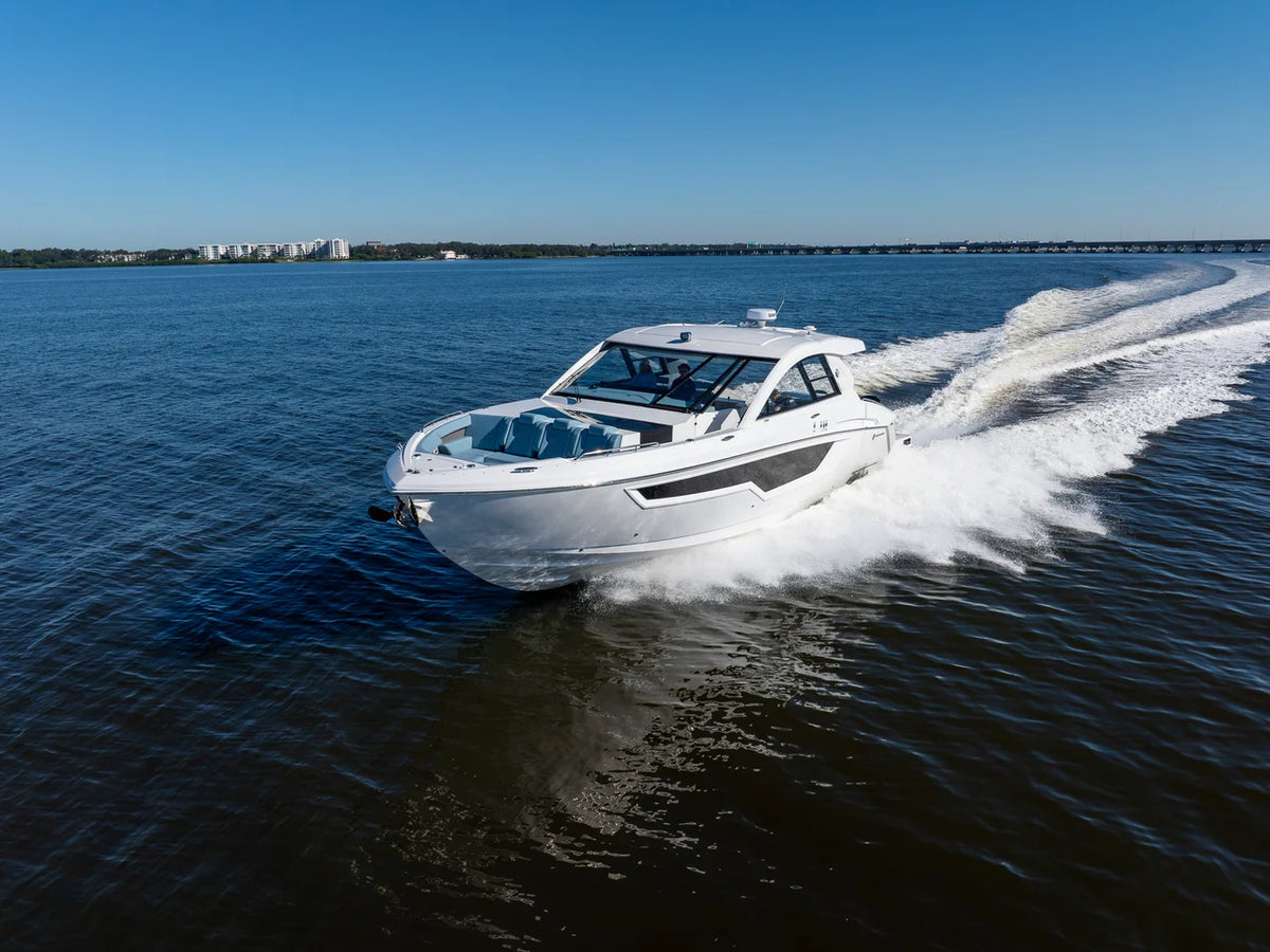 2027 Cruisers Yachts 50 GLS OB 50.0 feet, Clearwater, Florida #10