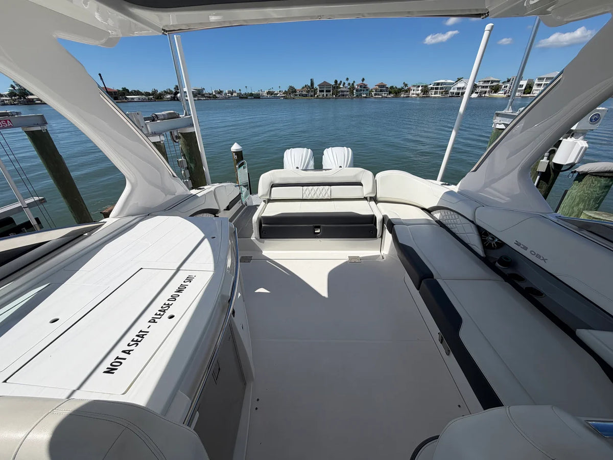 2023 Regal 33 OBX 33.0 feet, Maderia Beach, FL #27