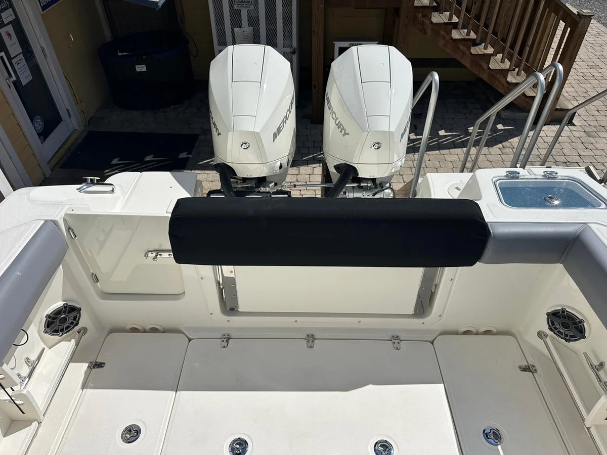 2027 Boston Whaler 250 Outrage 25.0 feet, Key Largo, FL #14