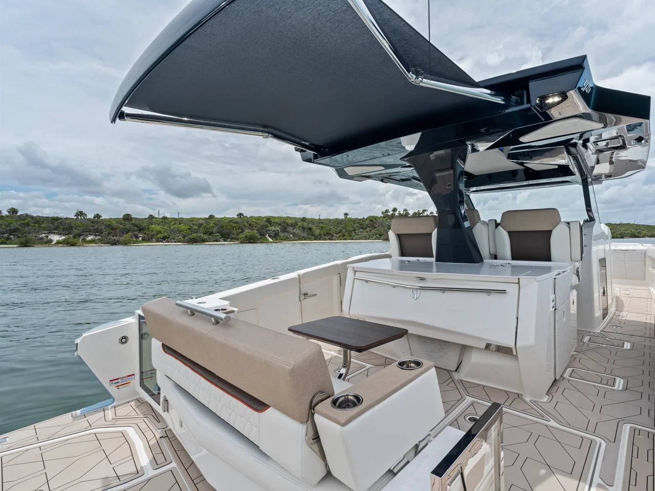 2027 Ducari 37 XIV 37.0 feet, Jupiter, Florida #88