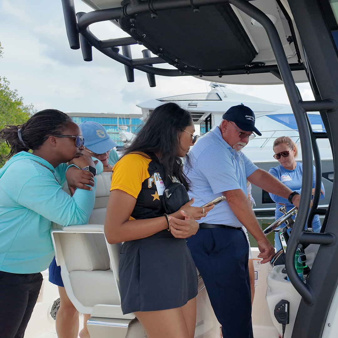 MarineMax