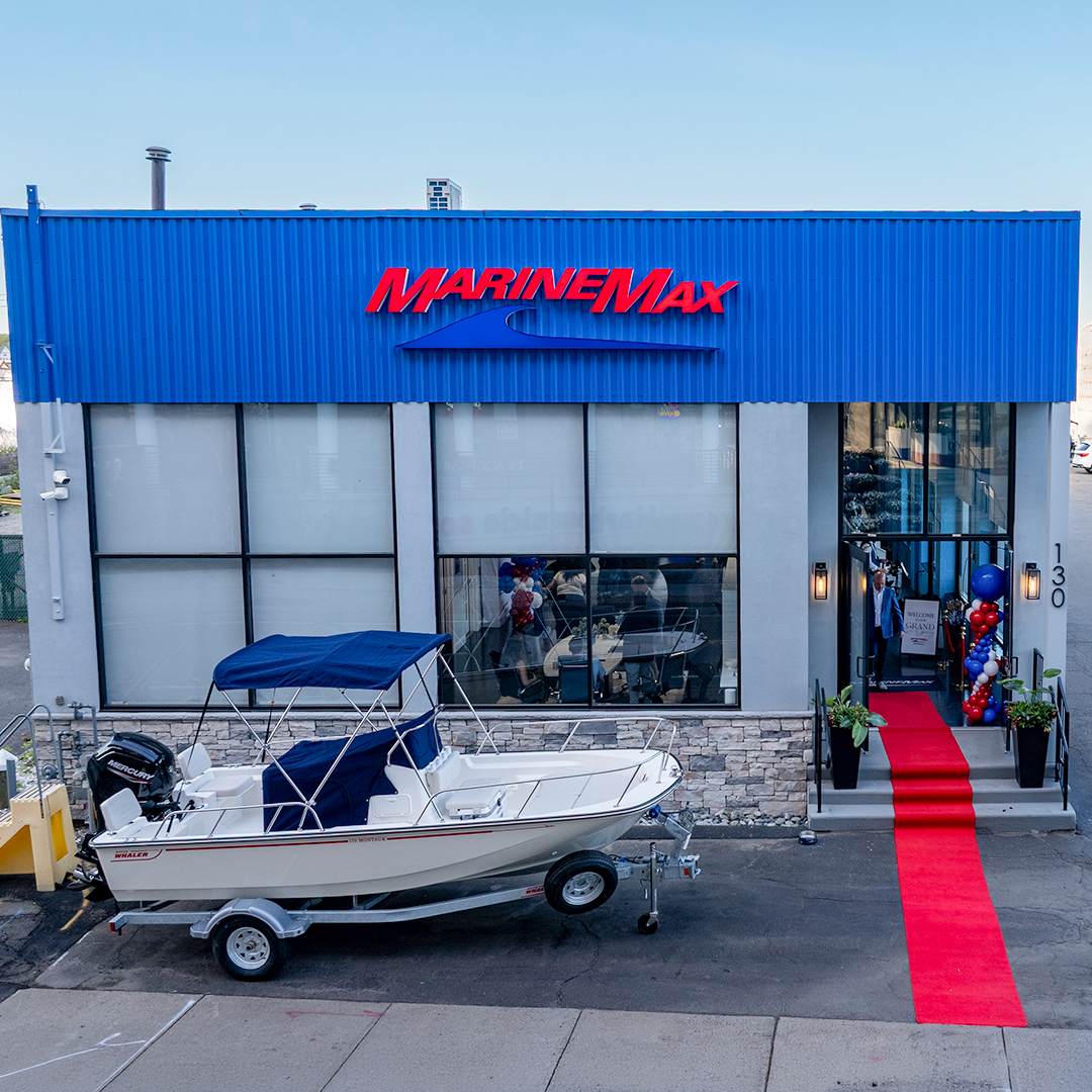 Contact MarineMax