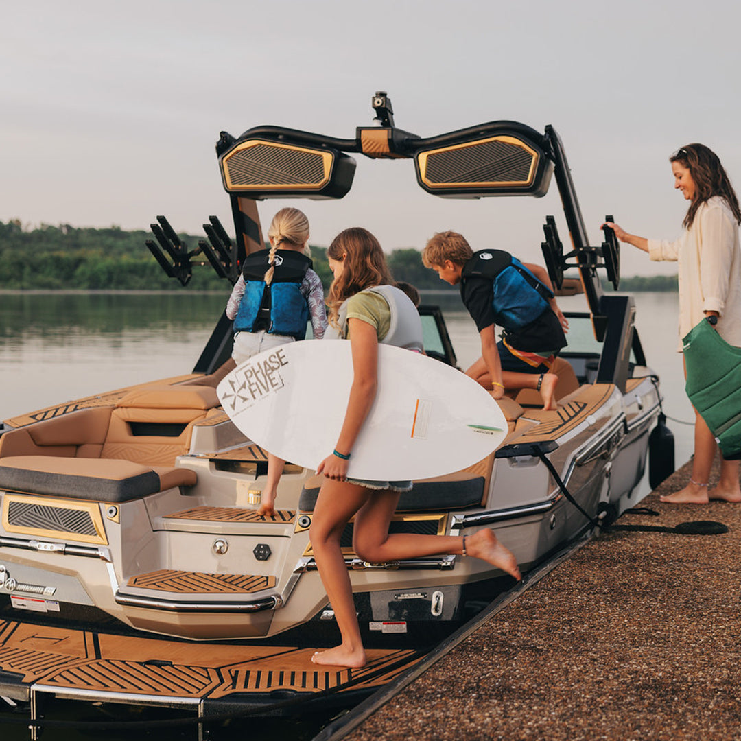 MarineMax