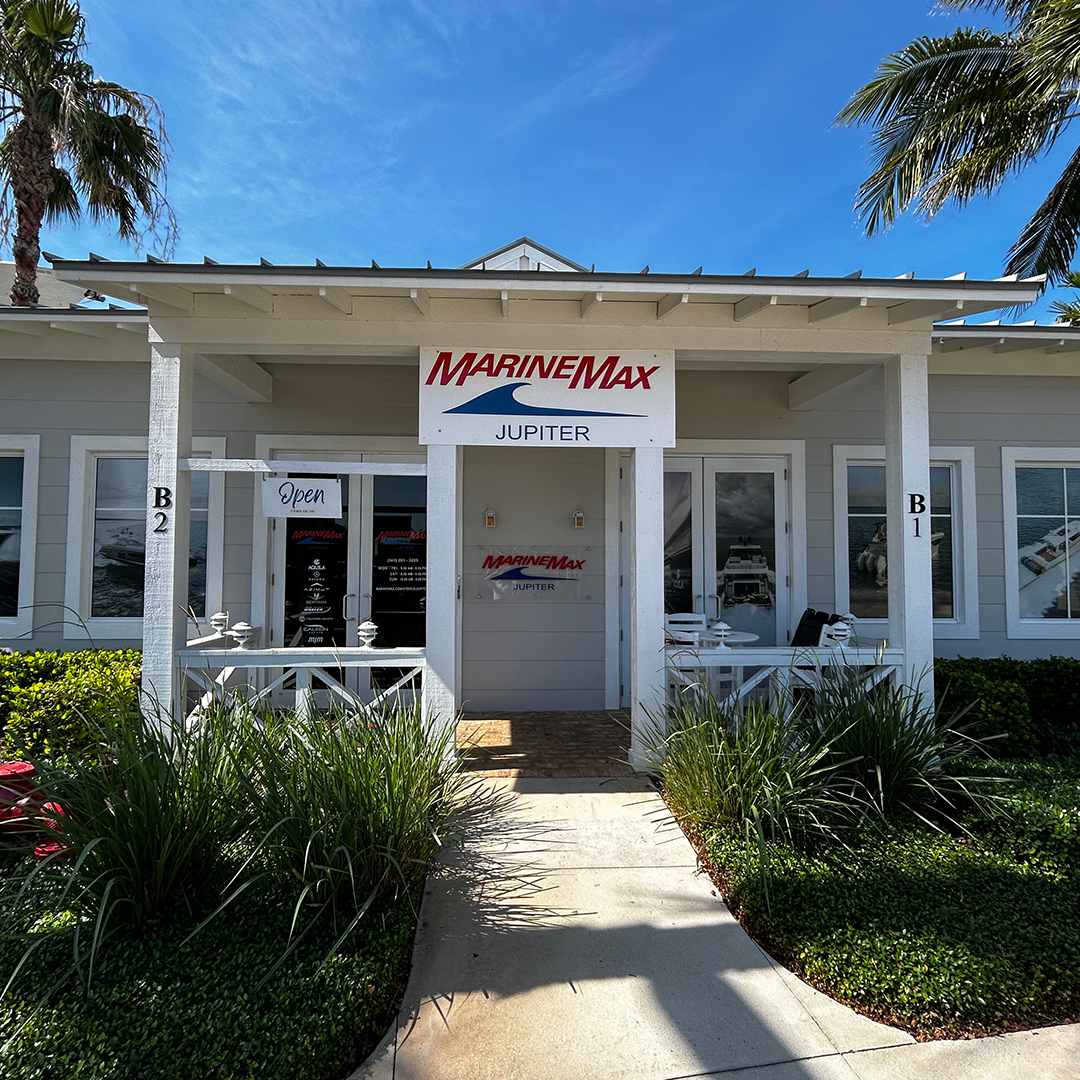 Contact MarineMax