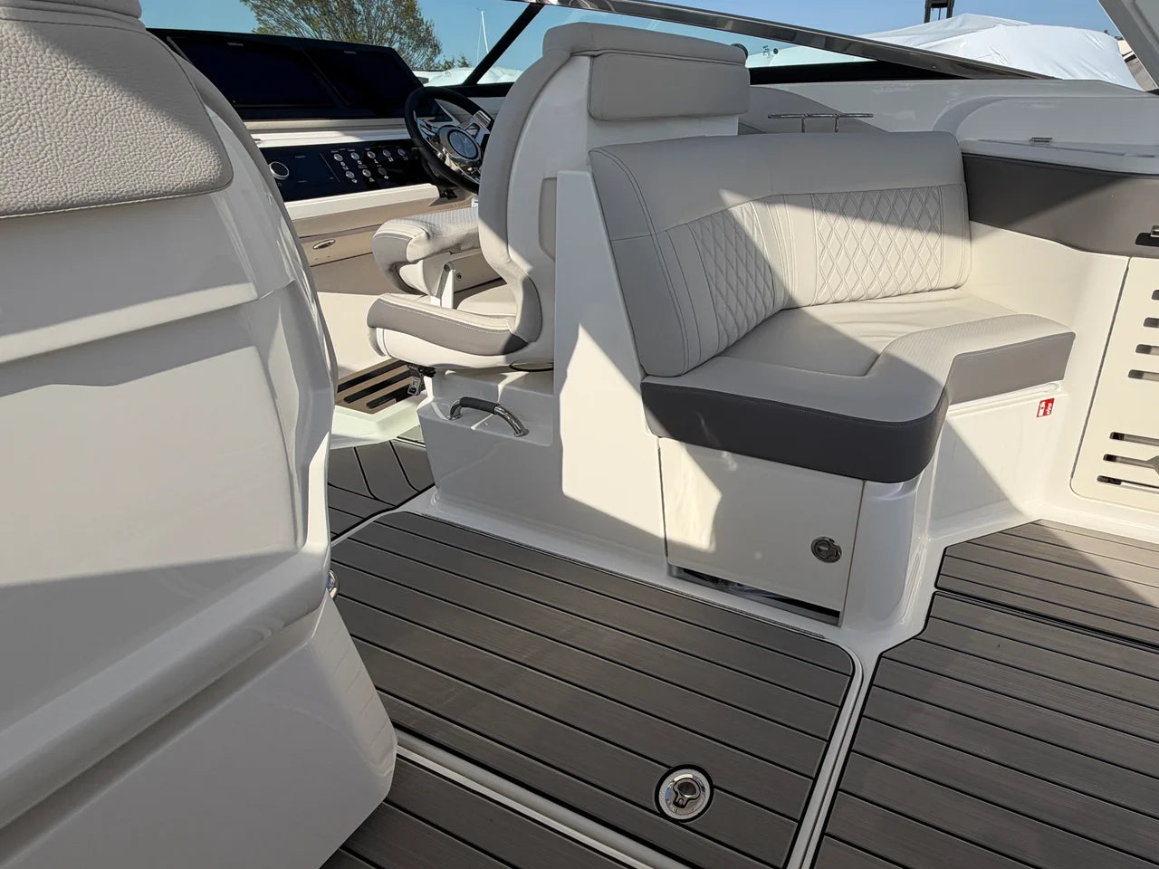 2026 Sea Ray SLX 310 Outboard 31.0 feet, Grasonville, Maryland #21