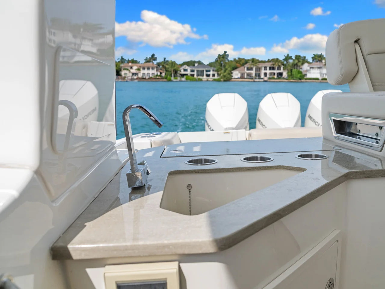 2020 Boston Whaler 350 REALM 35.0 feet, Naples, Florida #55
