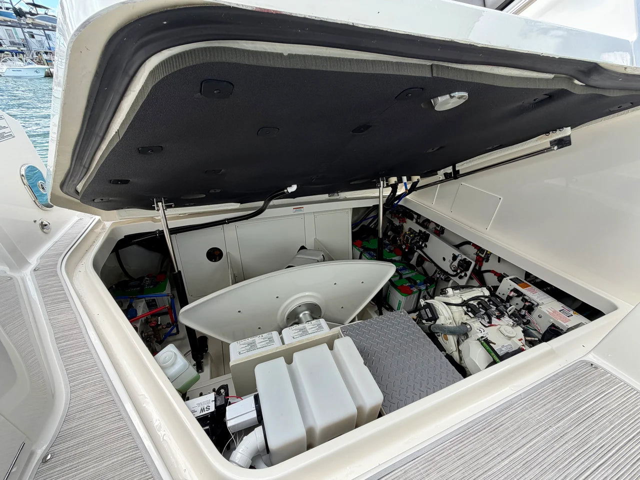 2025 Sea Ray 320 SUNDANCER OB 32.0 feet, Sarasota, Florida #59