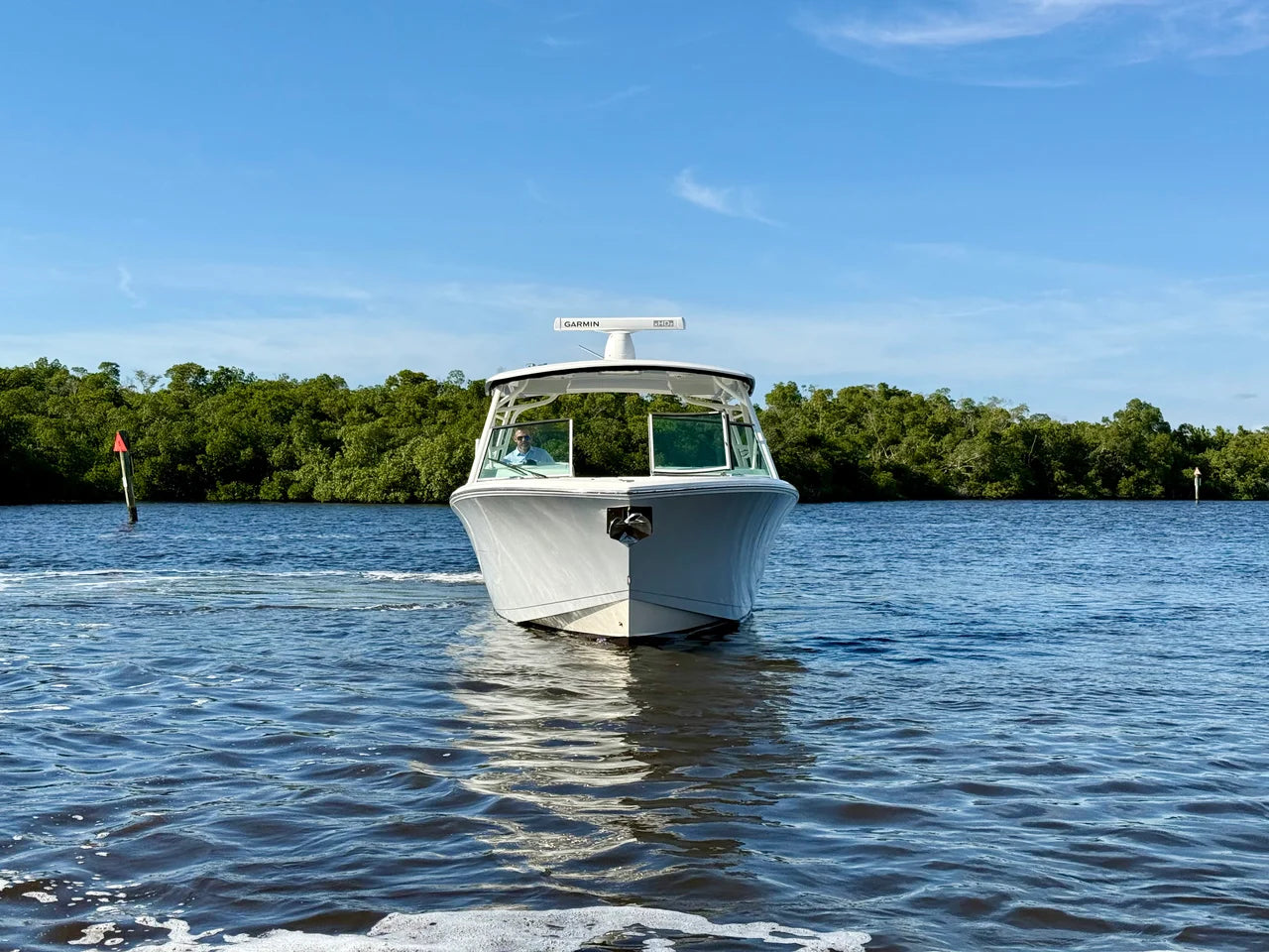 2022 Cobia 330 DUAL CONSOLE 33.0 feet, Fort Myers, Florida #4