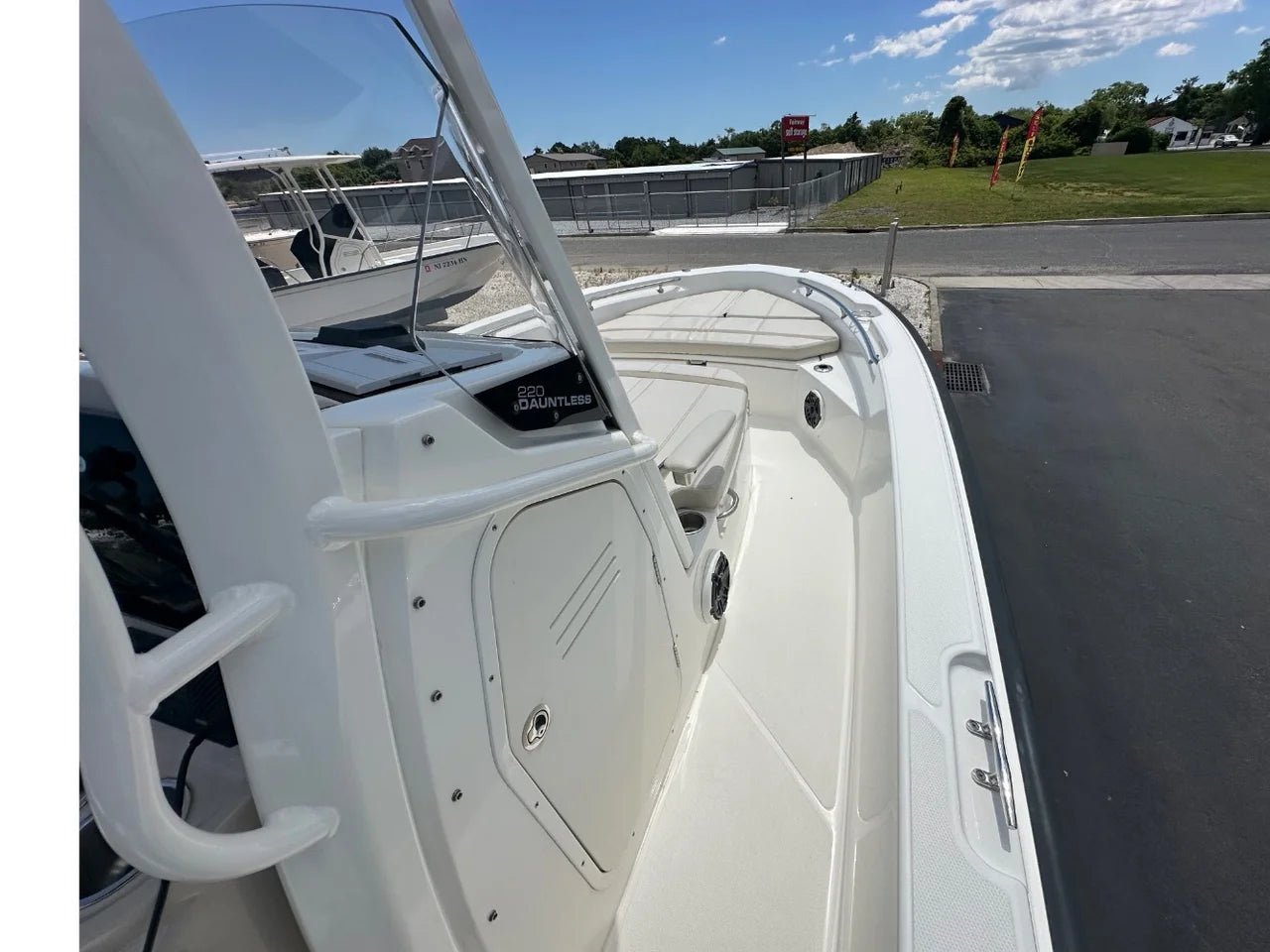 2023 Boston Whaler 220 DAUNTLESS 22.0 feet, Dennis, New Jersey #11