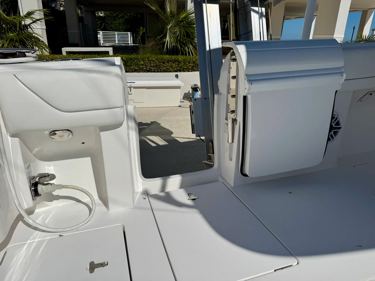 2024 Intrepid 407 NOMAD FE 40.0 feet, Dania Beach, Florida #17