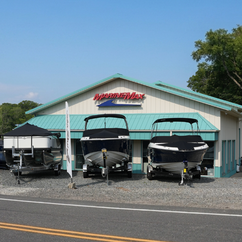 MarineMax Lake Hopatcong