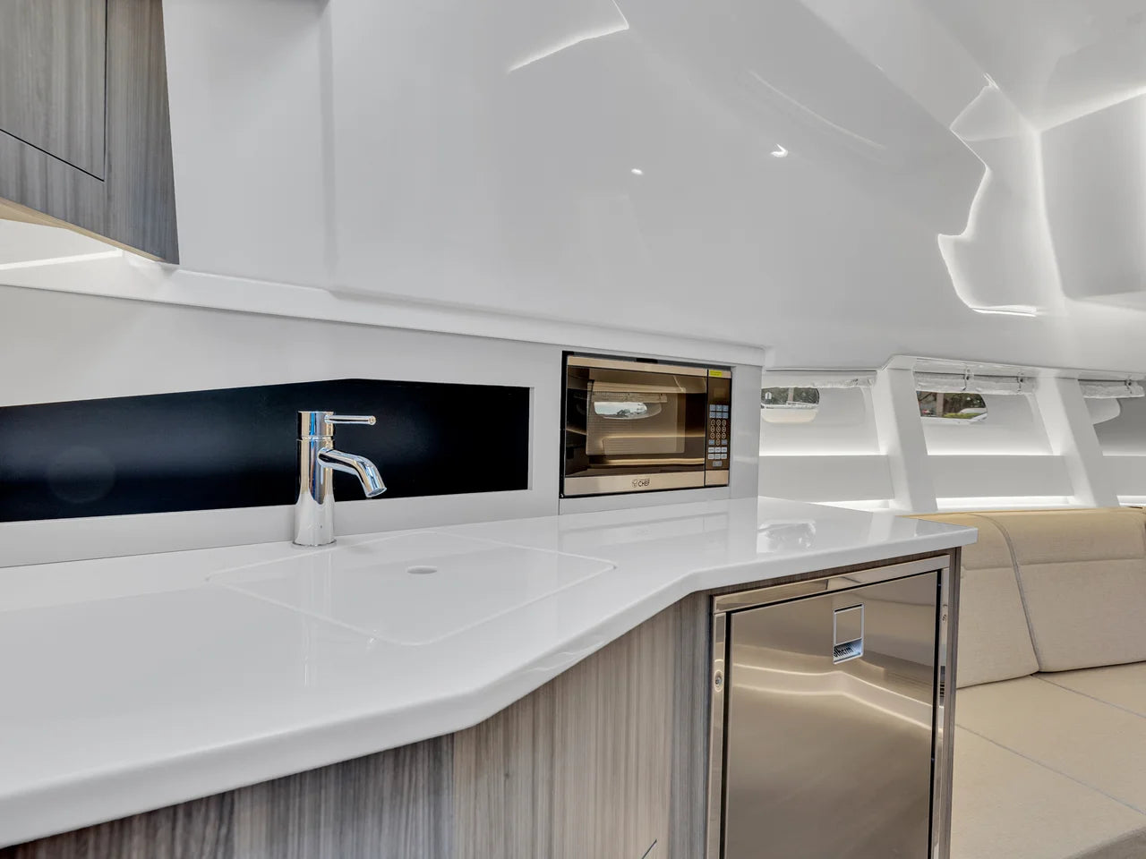 2023 Sea Ray 370 Sundancer 37.0 feet, Palm Beach Gardens, FL #22