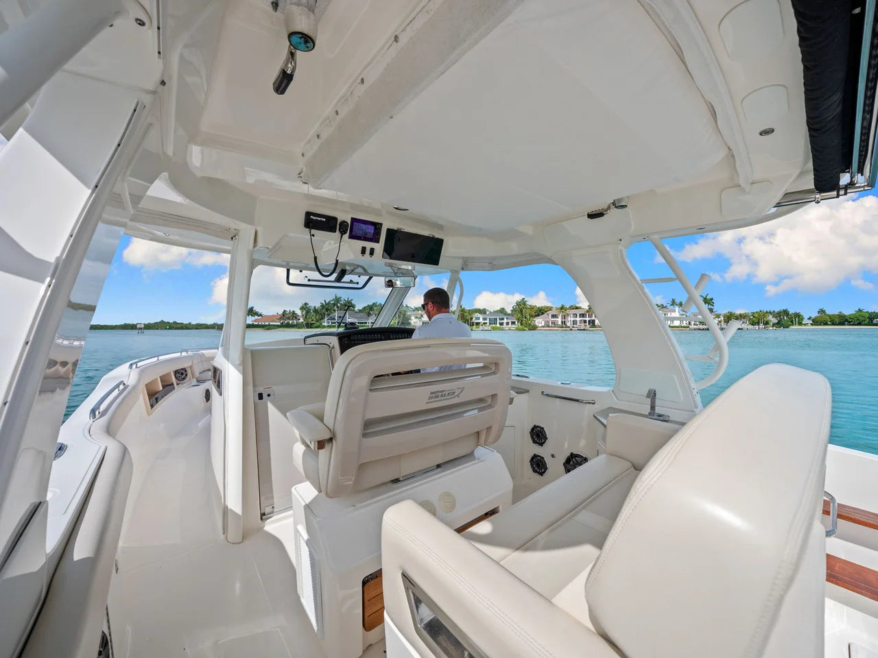 2020 Boston Whaler 350 REALM 35.0 feet, Naples, Florida #40