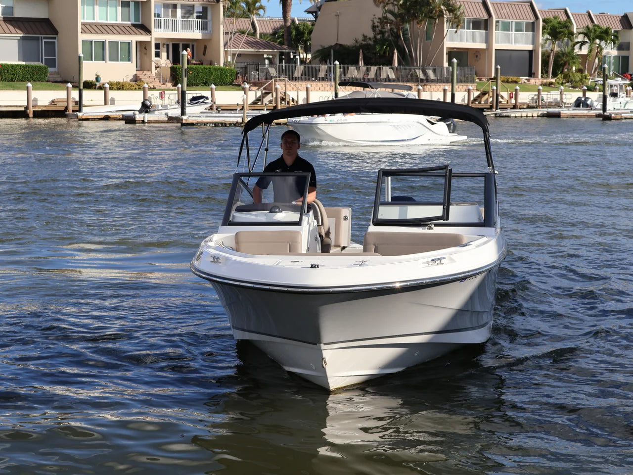 2024 Boston Whaler 210 Vantage 21.0 feet, Naples, FL #6