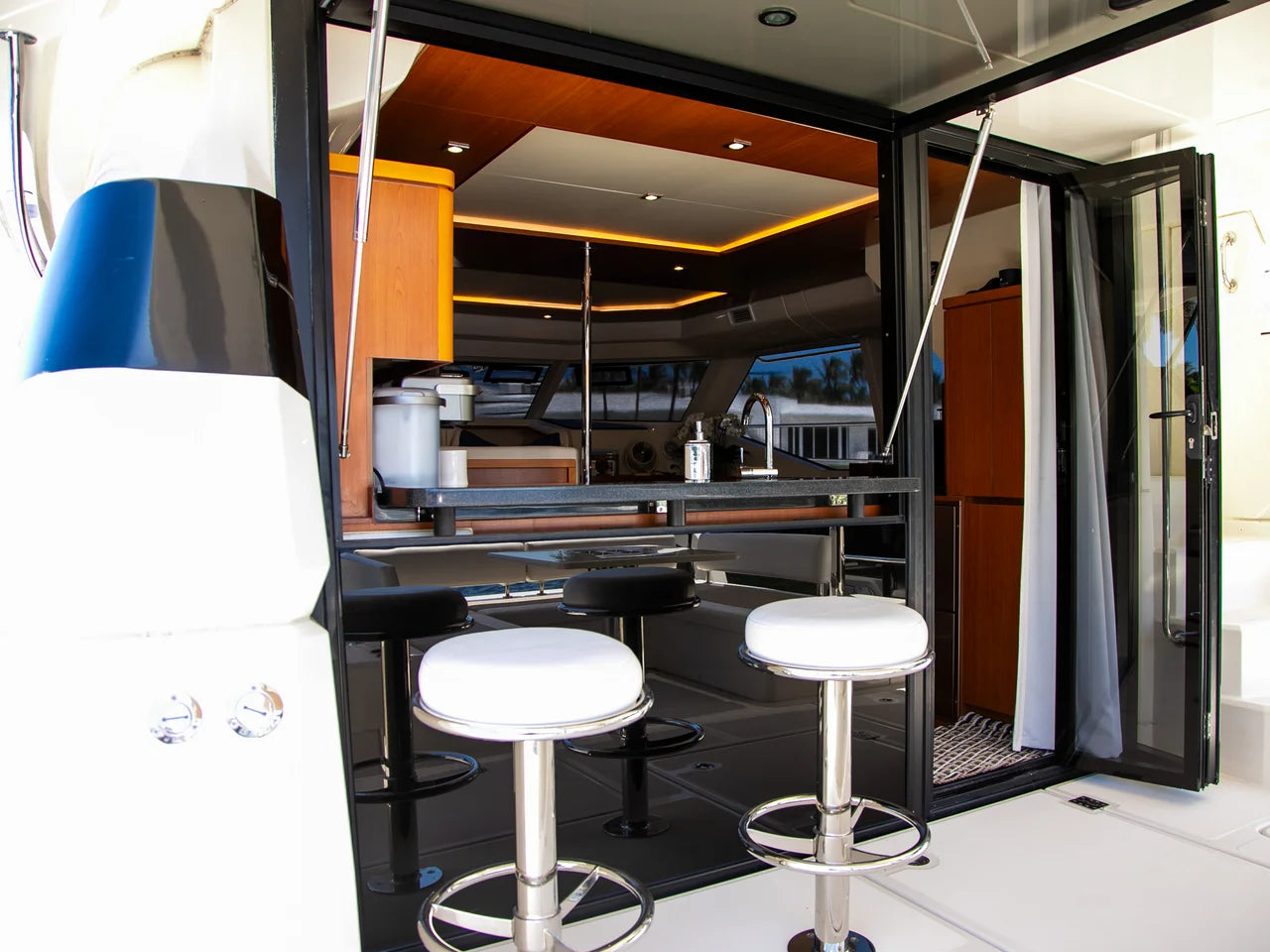 2017 Aquila 44 44.0 feet, Pompano Beach, Florida #38