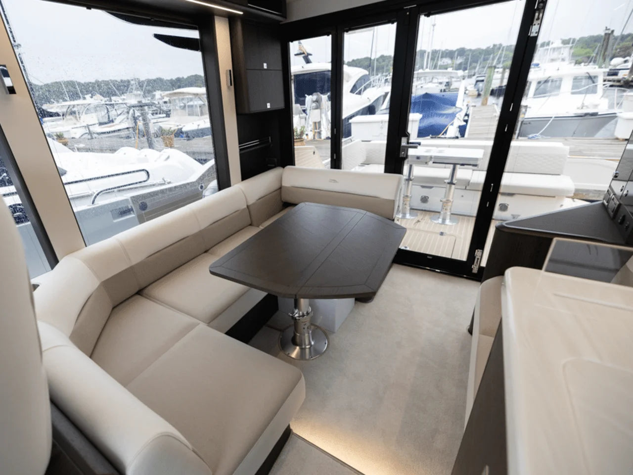 2024 Galeon 410 HTC 41.0 feet, Excelsior, Minnesota #34