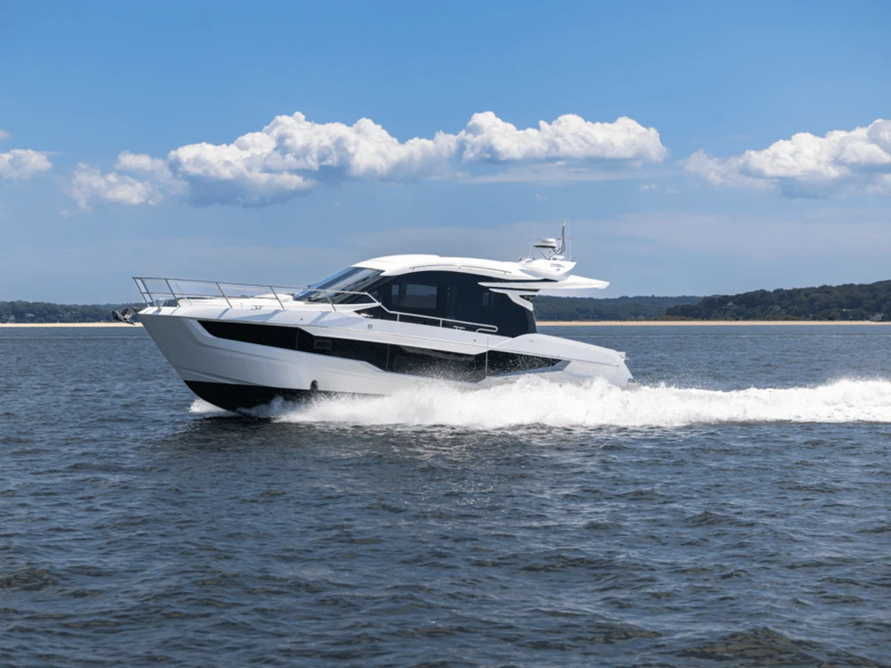 2024 Galeon 410 HTC 41.0 feet, Excelsior, Minnesota #1