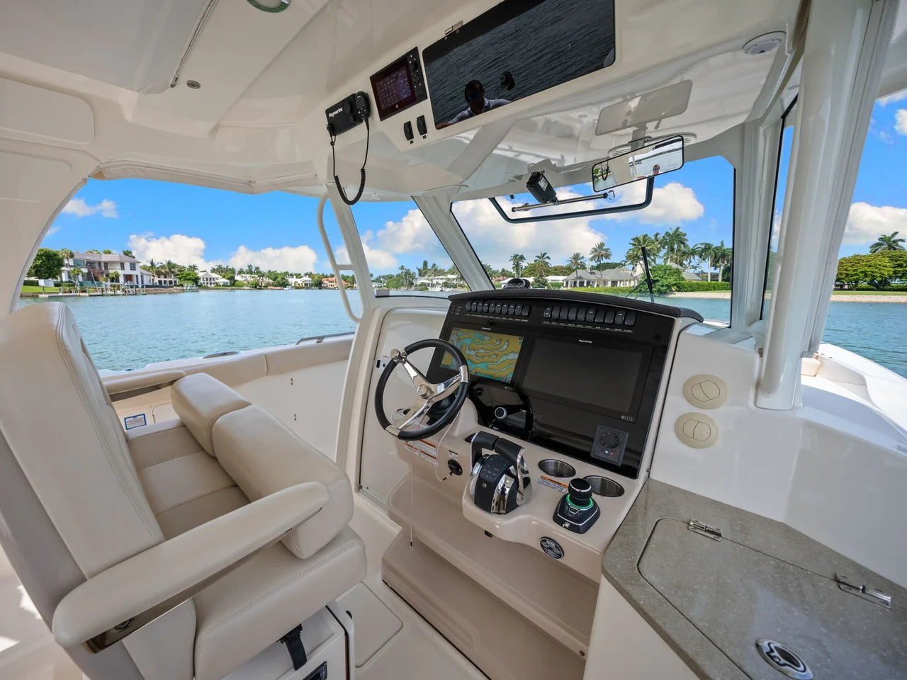 2020 Boston Whaler 350 REALM 35.0 feet, Naples, Florida #50