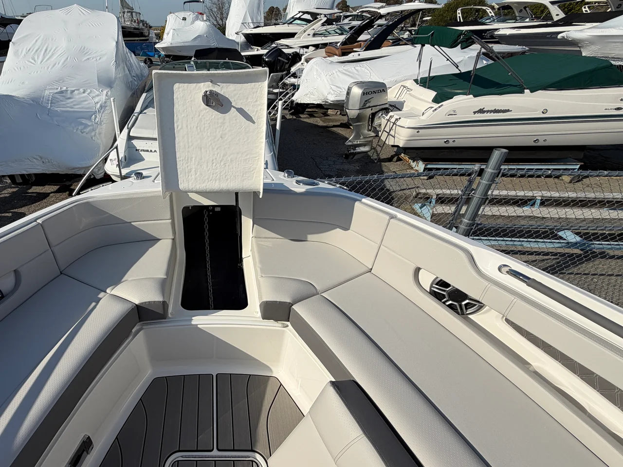 2026 Sea Ray SLX 310 Outboard 31.0 feet, Grasonville, Maryland #45