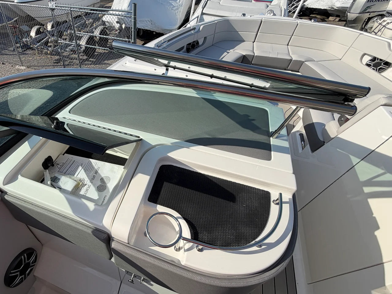2026 Sea Ray SLX 310 Outboard 31.0 feet, Grasonville, Maryland #33