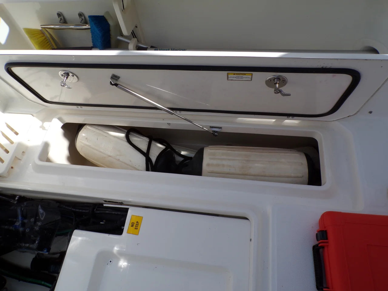 2014 Boston Whaler 345 CONQUEST 35.0 feet, Naples, FL #37