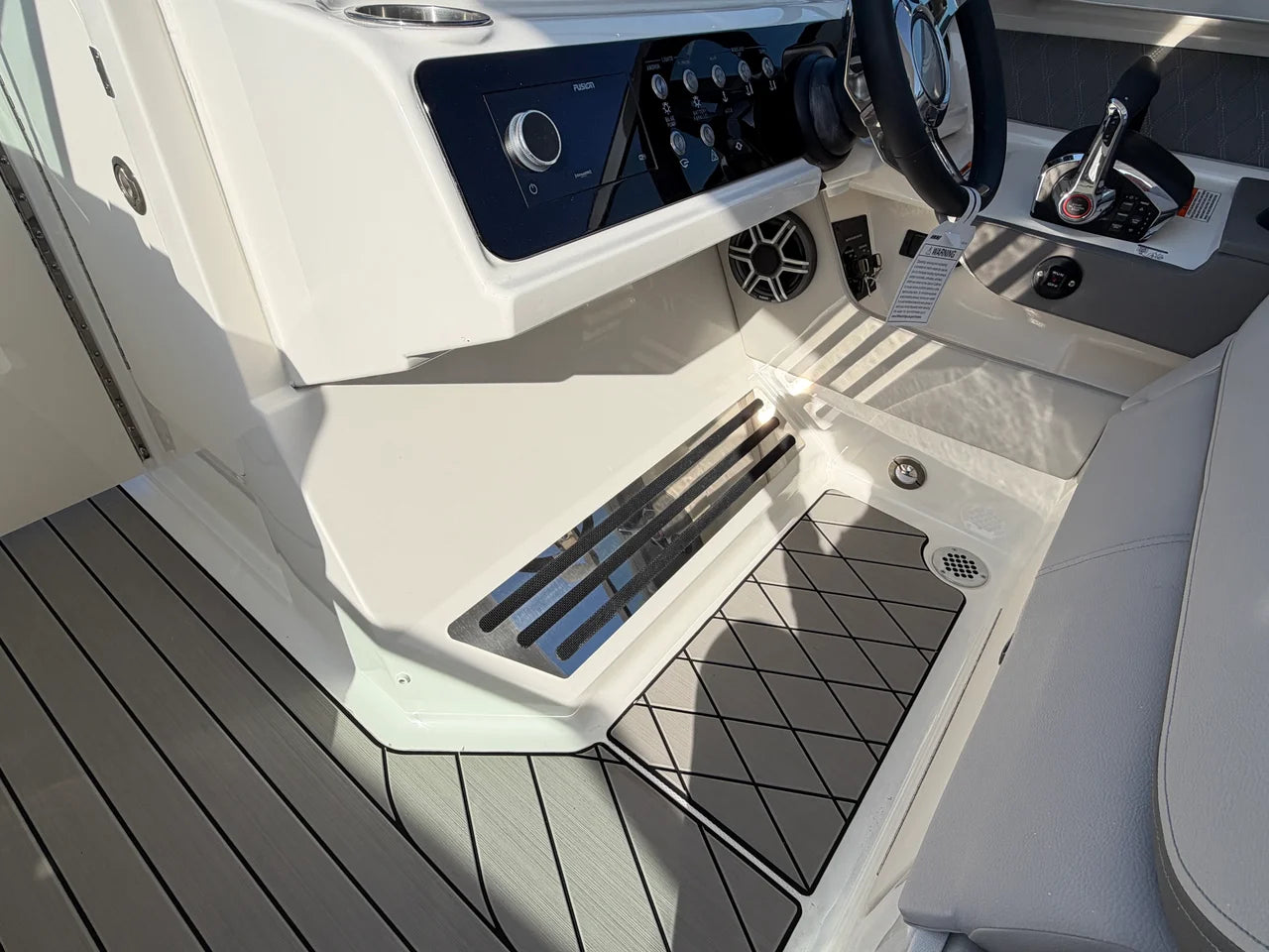2026 Sea Ray SLX 310 Outboard 31.0 feet, Grasonville, Maryland #34