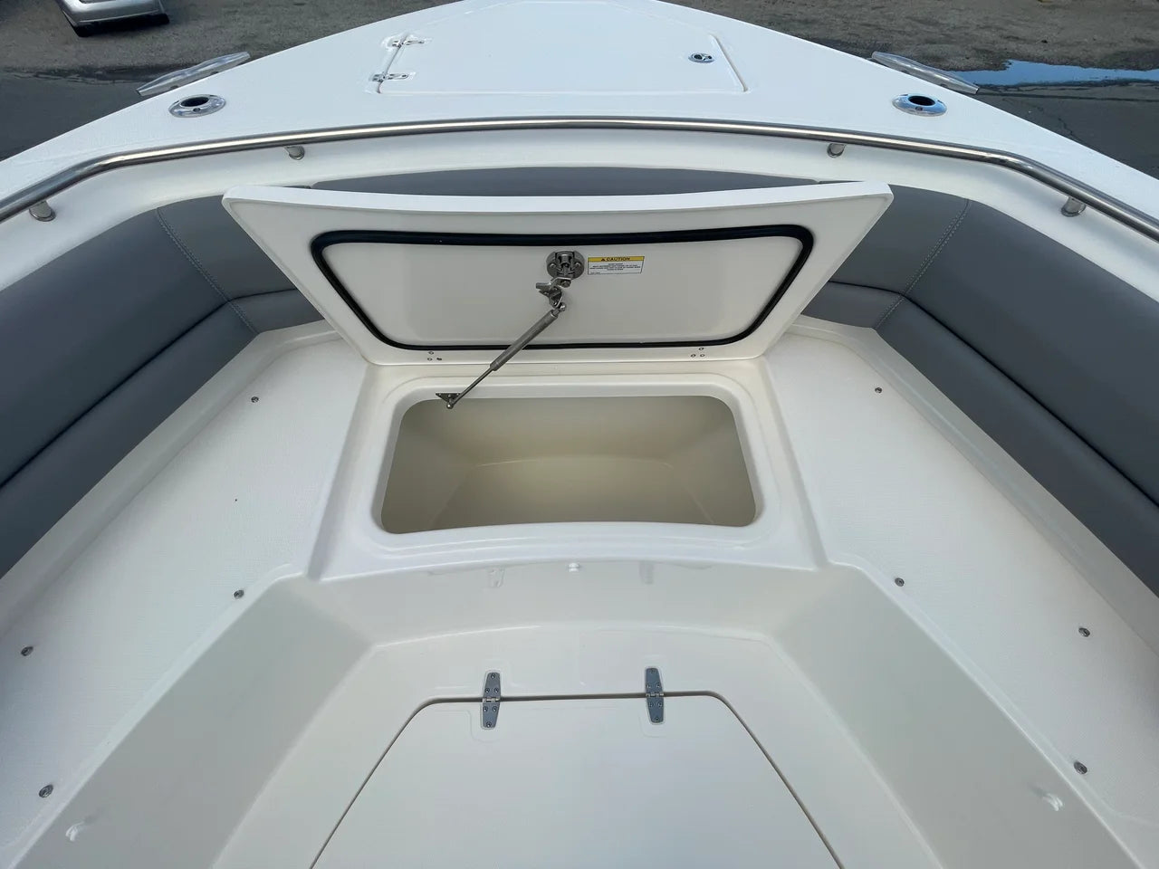2025 Boston Whaler 330 OUTRAGE 33.0 feet, Quincy, MA #33