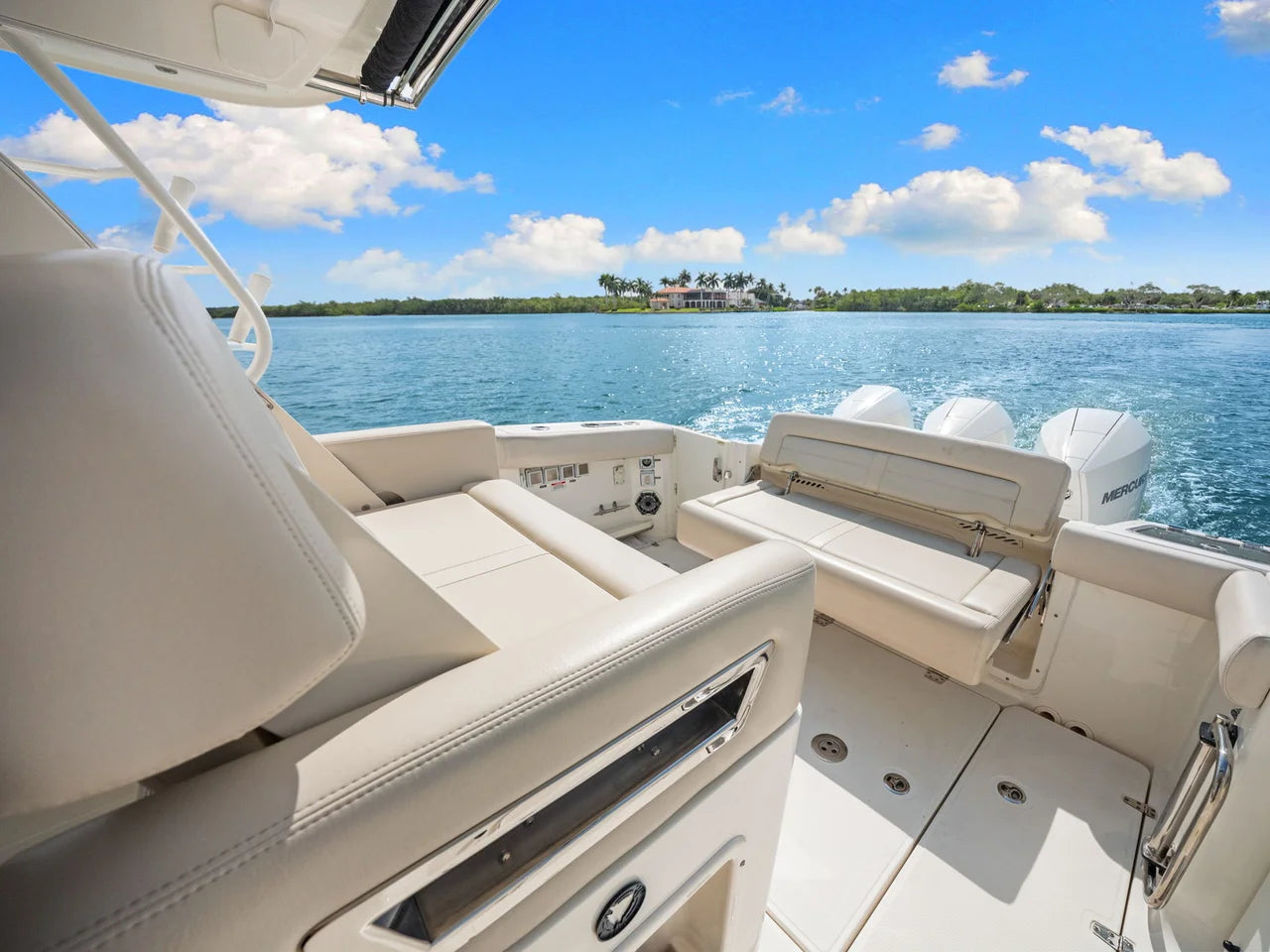 2020 Boston Whaler 350 REALM 35.0 feet, Naples, Florida #41