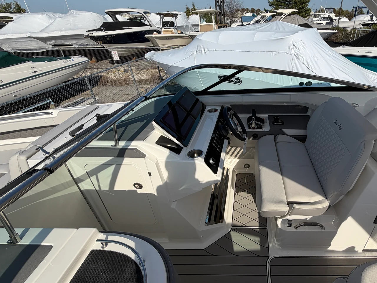 2026 Sea Ray SLX 310 Outboard 31.0 feet, Grasonville, Maryland #27