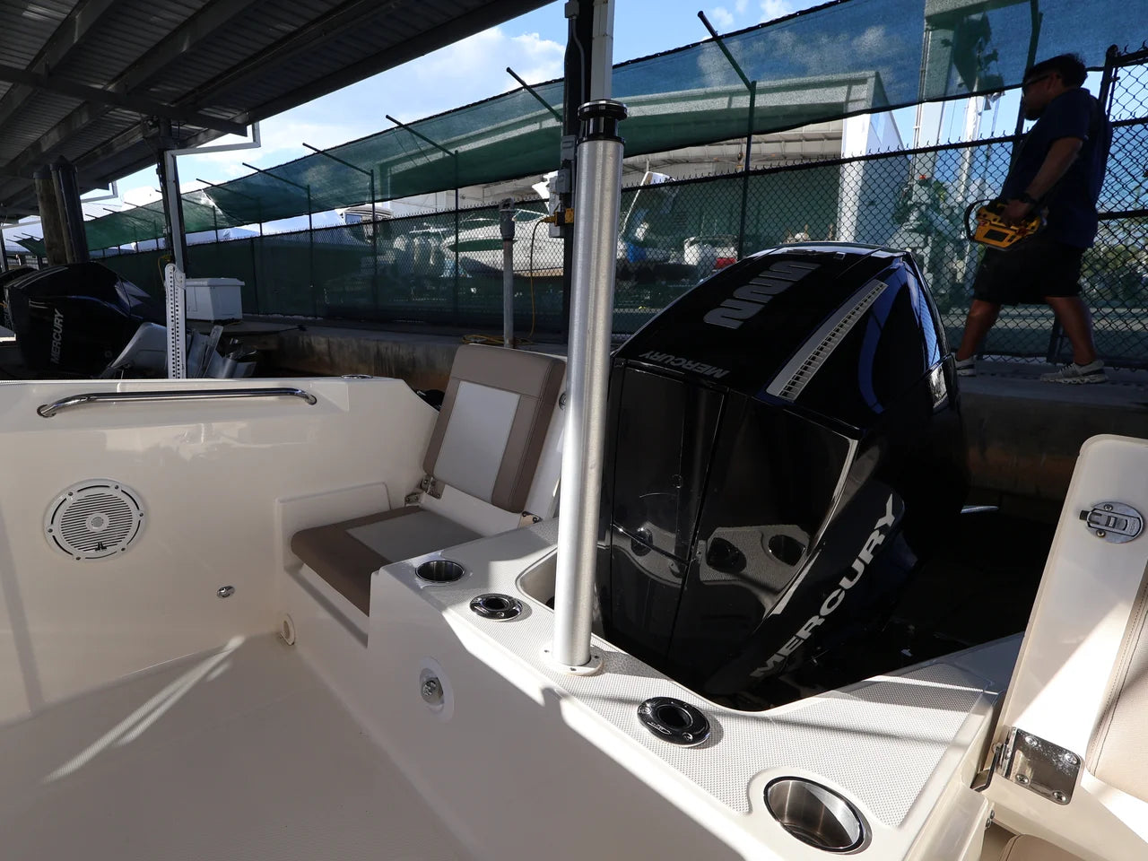 2024 Boston Whaler 210 Vantage 21.0 feet, Naples, FL #11